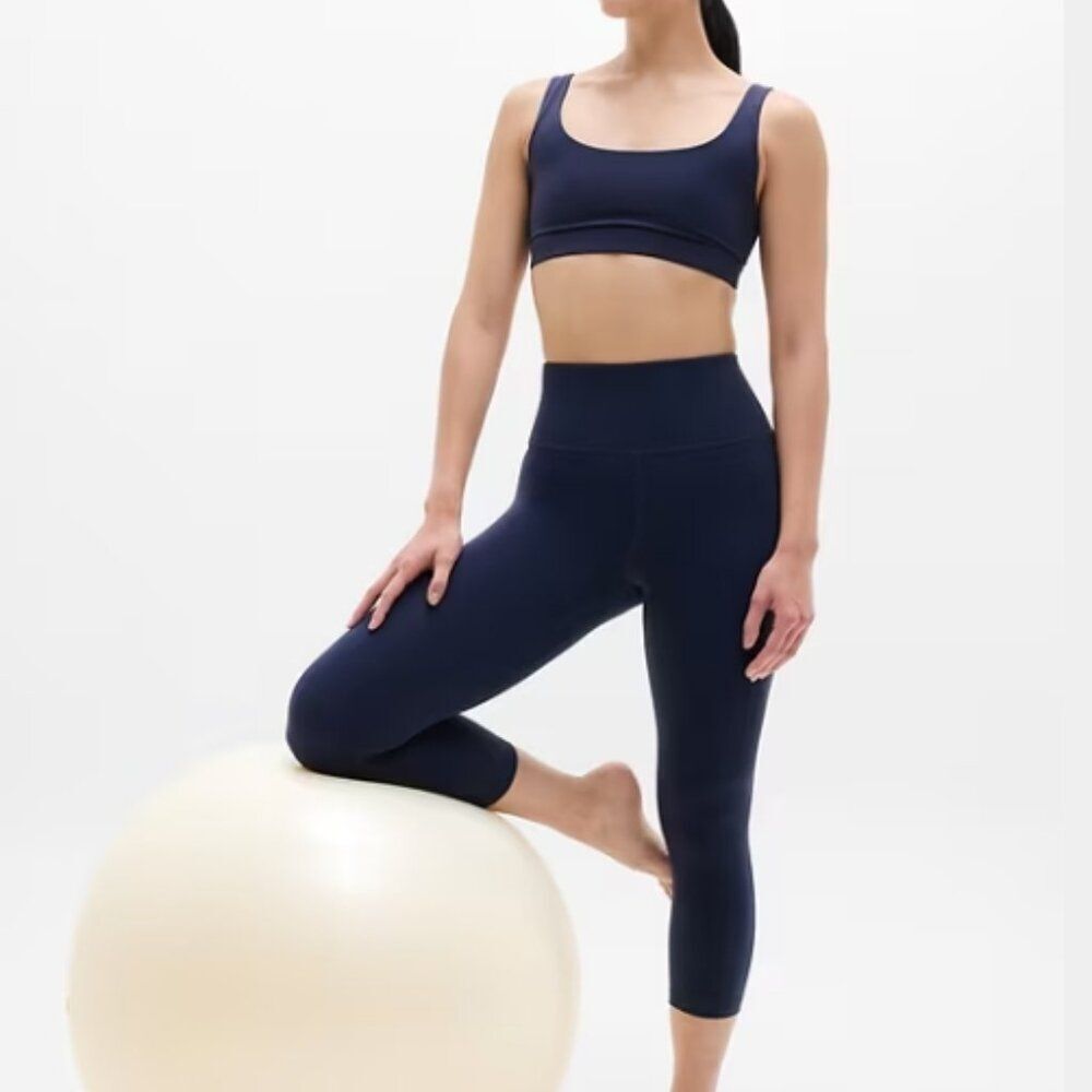 Like New! Athleta Elation Ultra High Rise Capri Legging Navy in Size M